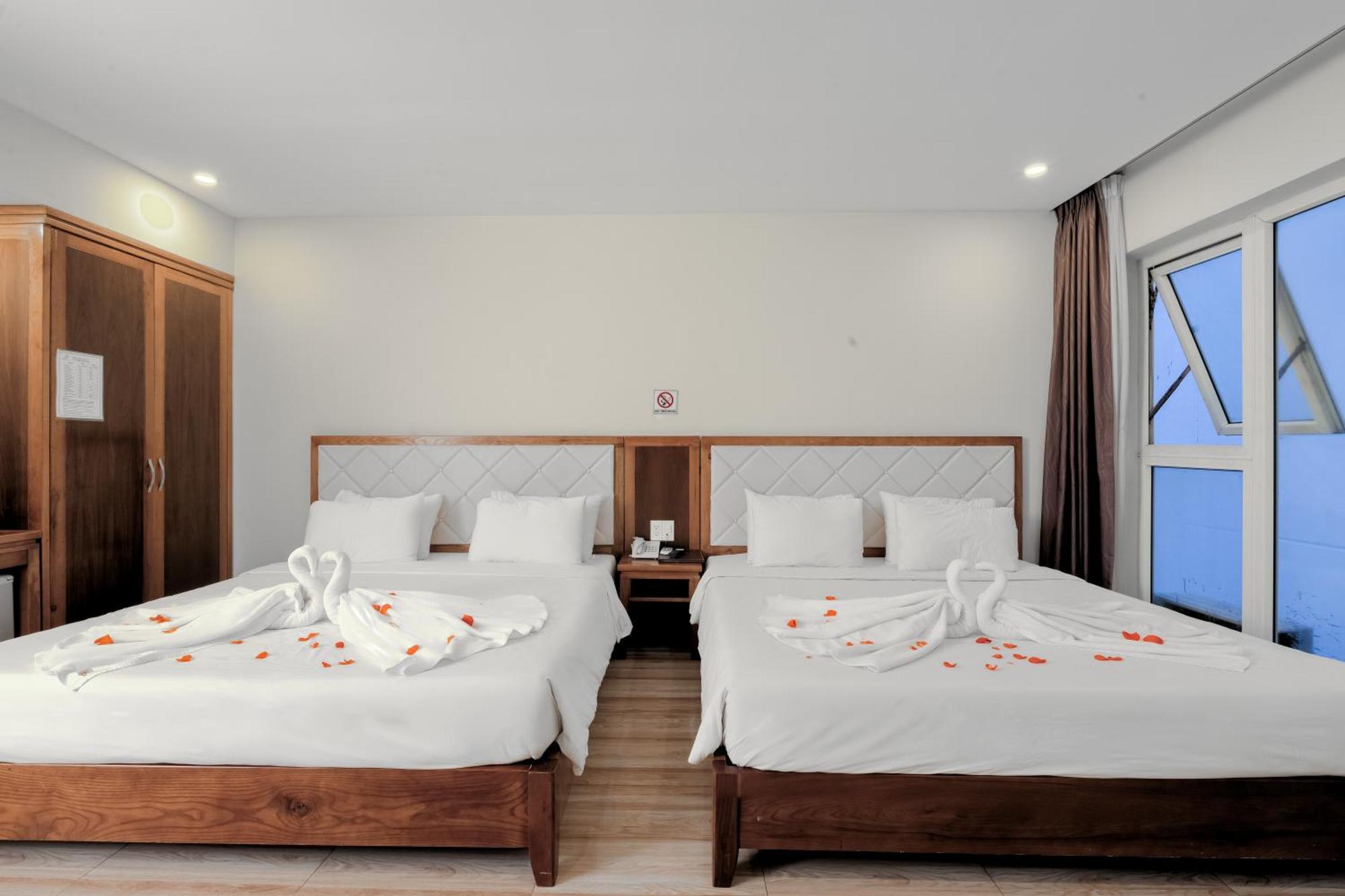 Dana Sailing Hotel Da Nang Exterior foto